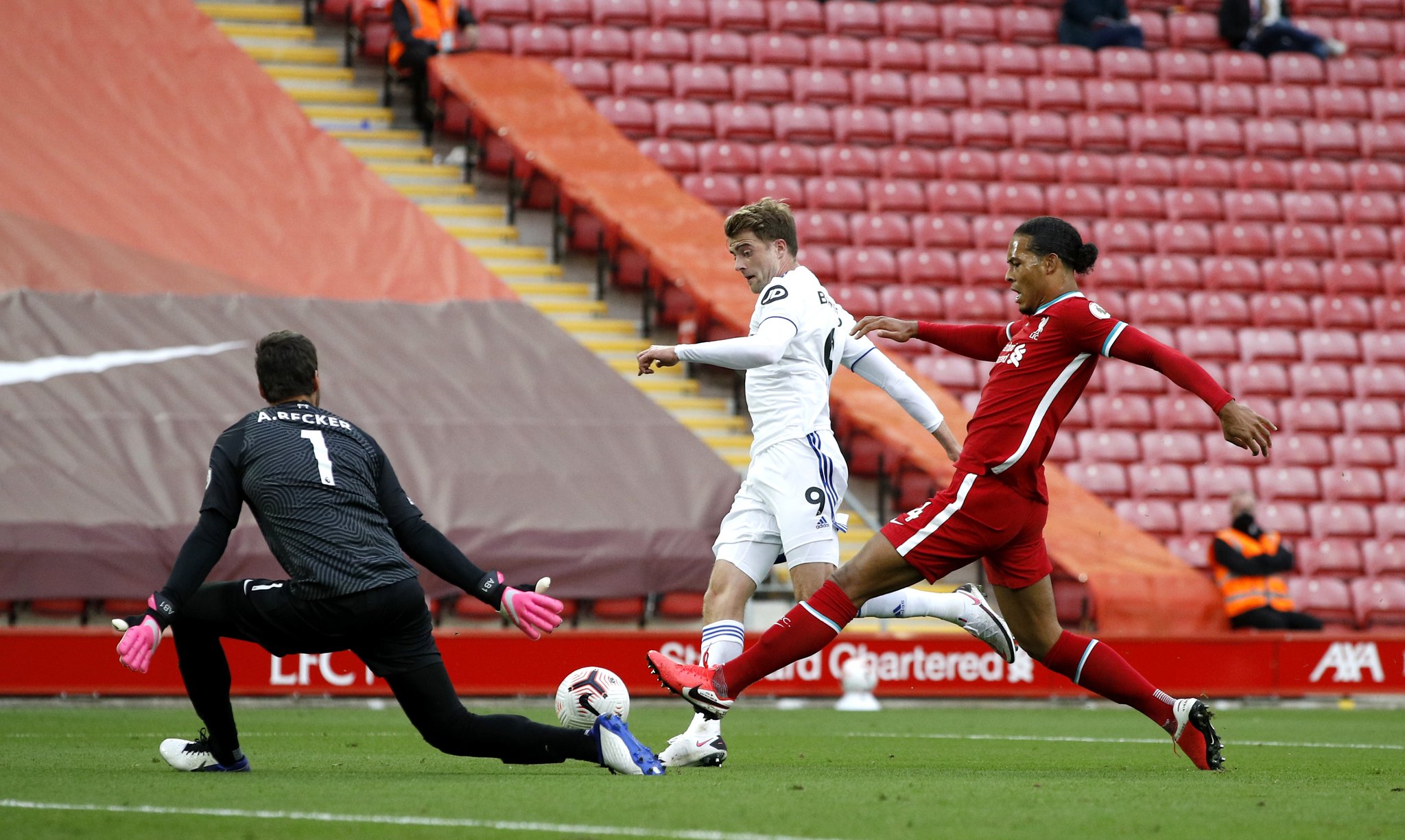 森林断刺发 森林断刺发